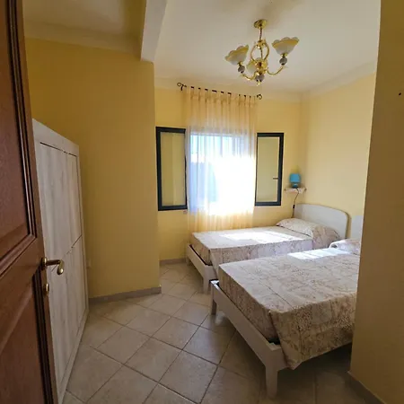 Prestigiosa La Cinta Apartment *